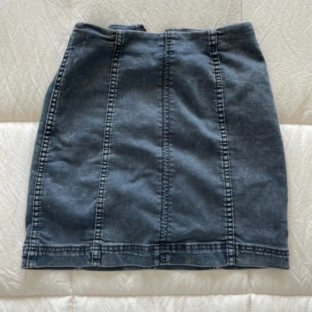 Size 0 Dark Gray Skirt